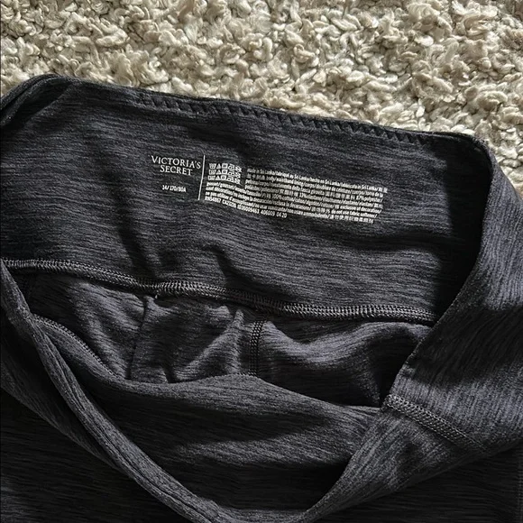 Victoria's Secret Charcoal Leggings - Picture 3 of 4